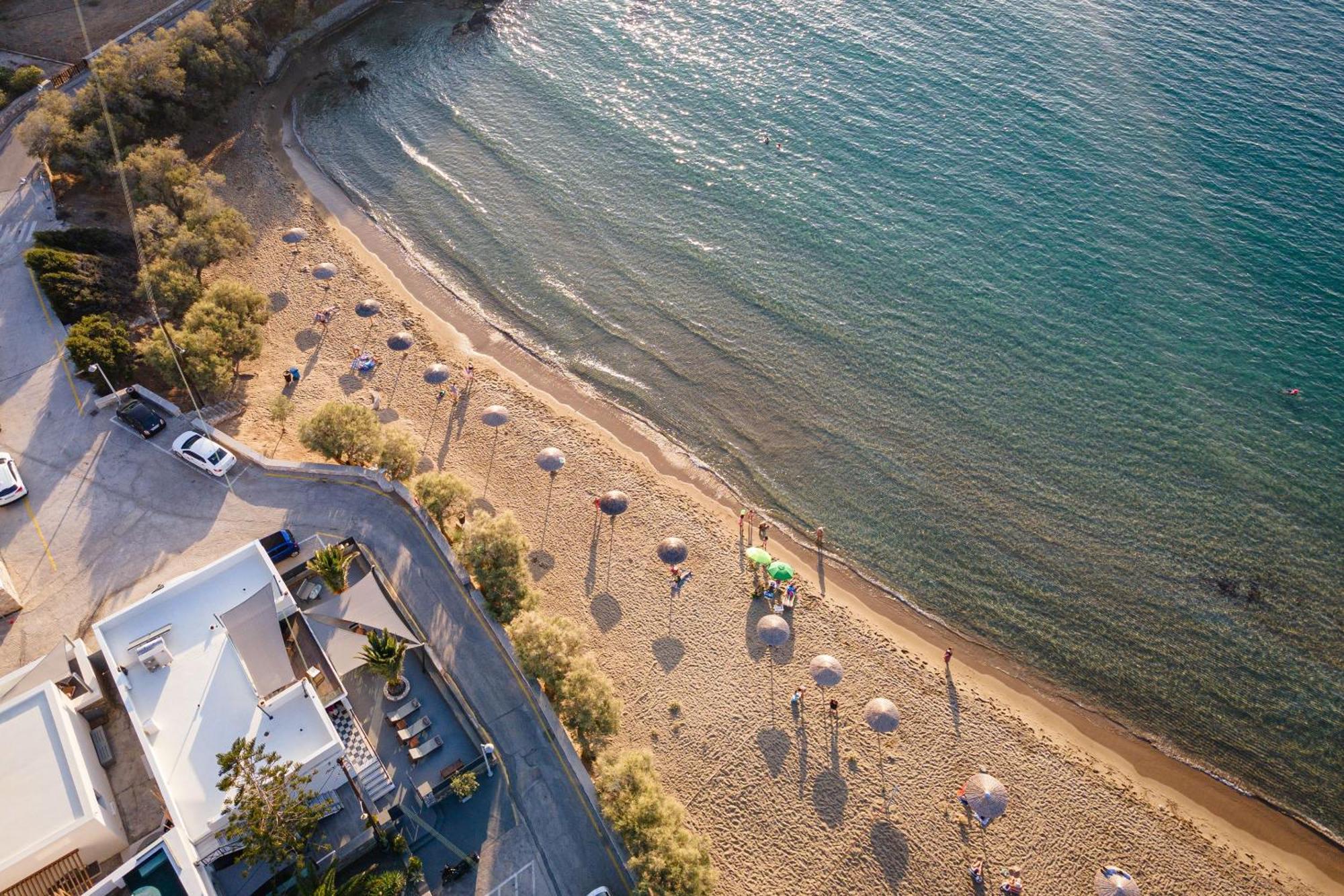 Aniv Villa By The Sea Kini Exterior foto